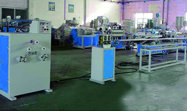 PP / PE / PVC plastic electrode extrusion production line